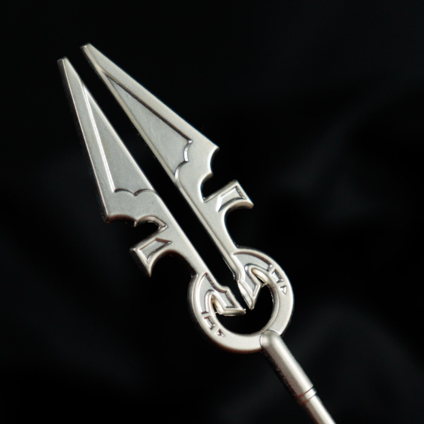 Magic the Gathering .999 Silver Plated Avacyn's Moonsilver Spear Mini Replica Lifestyle Close up