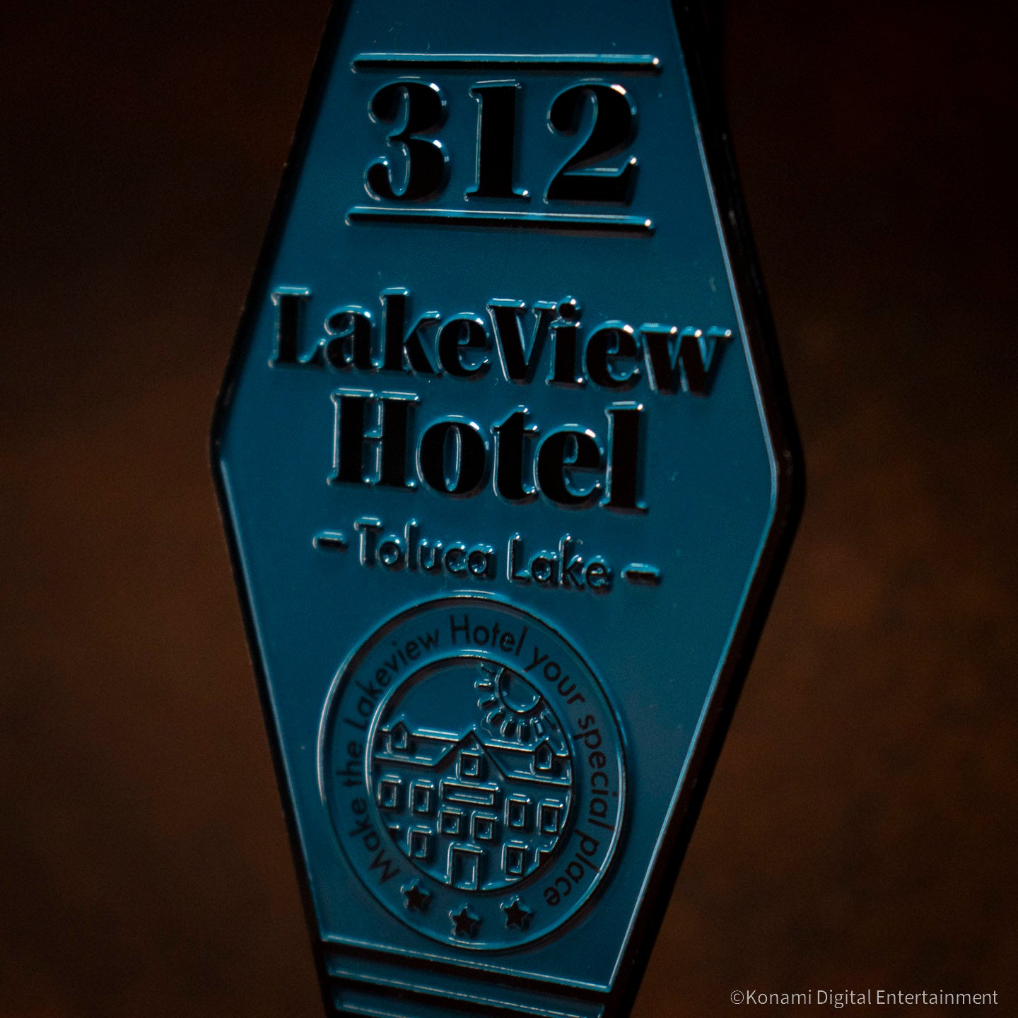 Silent Hill Lake View Hotel Collectible keyring from Fanattik
