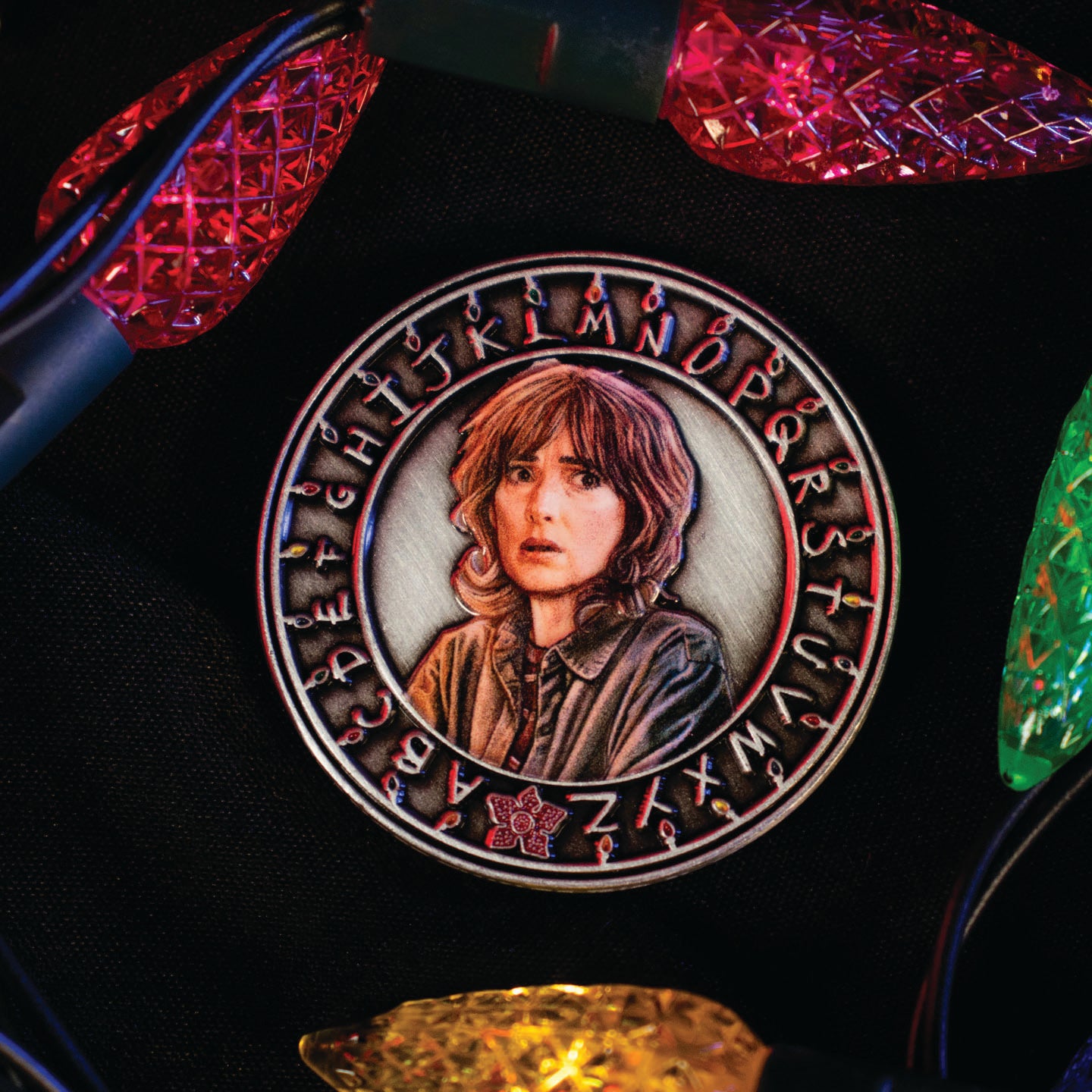 Stranger Things Will and Joyce Collectible Coin Lifestyle Face